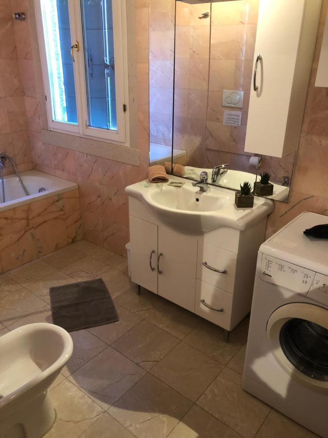 Salamon Guest House البندقية المظهر الخارجي الصورة